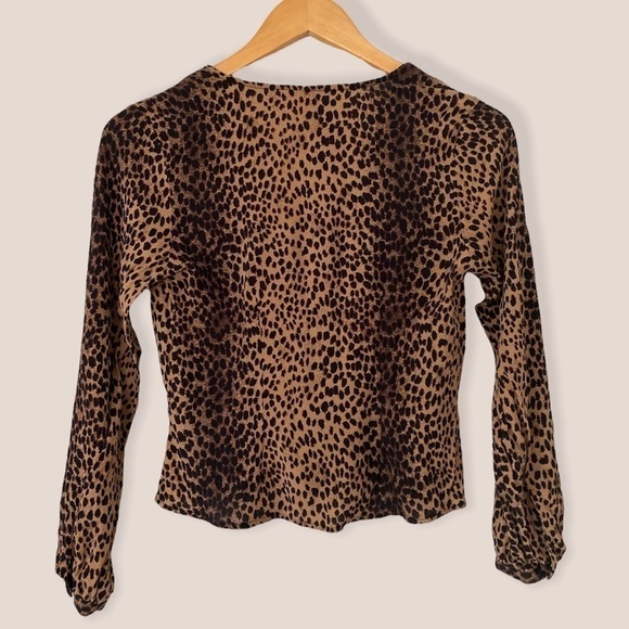 H&M Cheetah Print Crepe Blouse - Picture 6 of 10